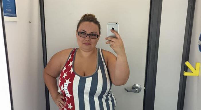 Woman takes a selfie at Old Navy after hearing apparently hurtful comments about extra large sizes