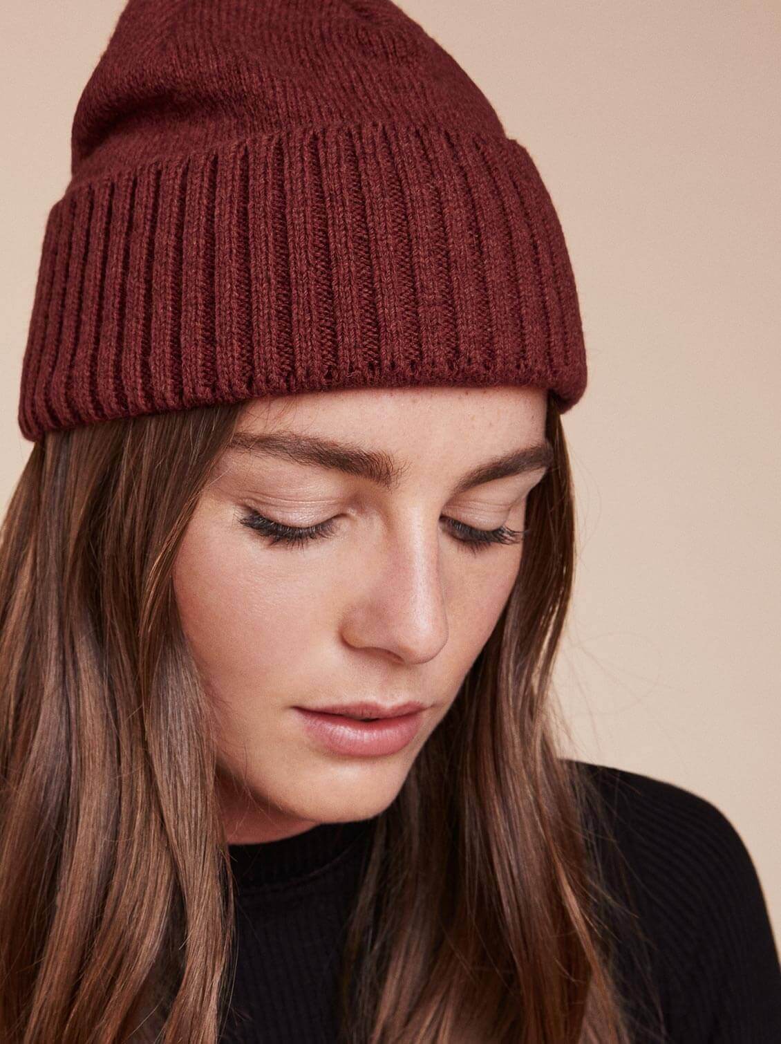 Patagonia Brodeo Beanie in Red