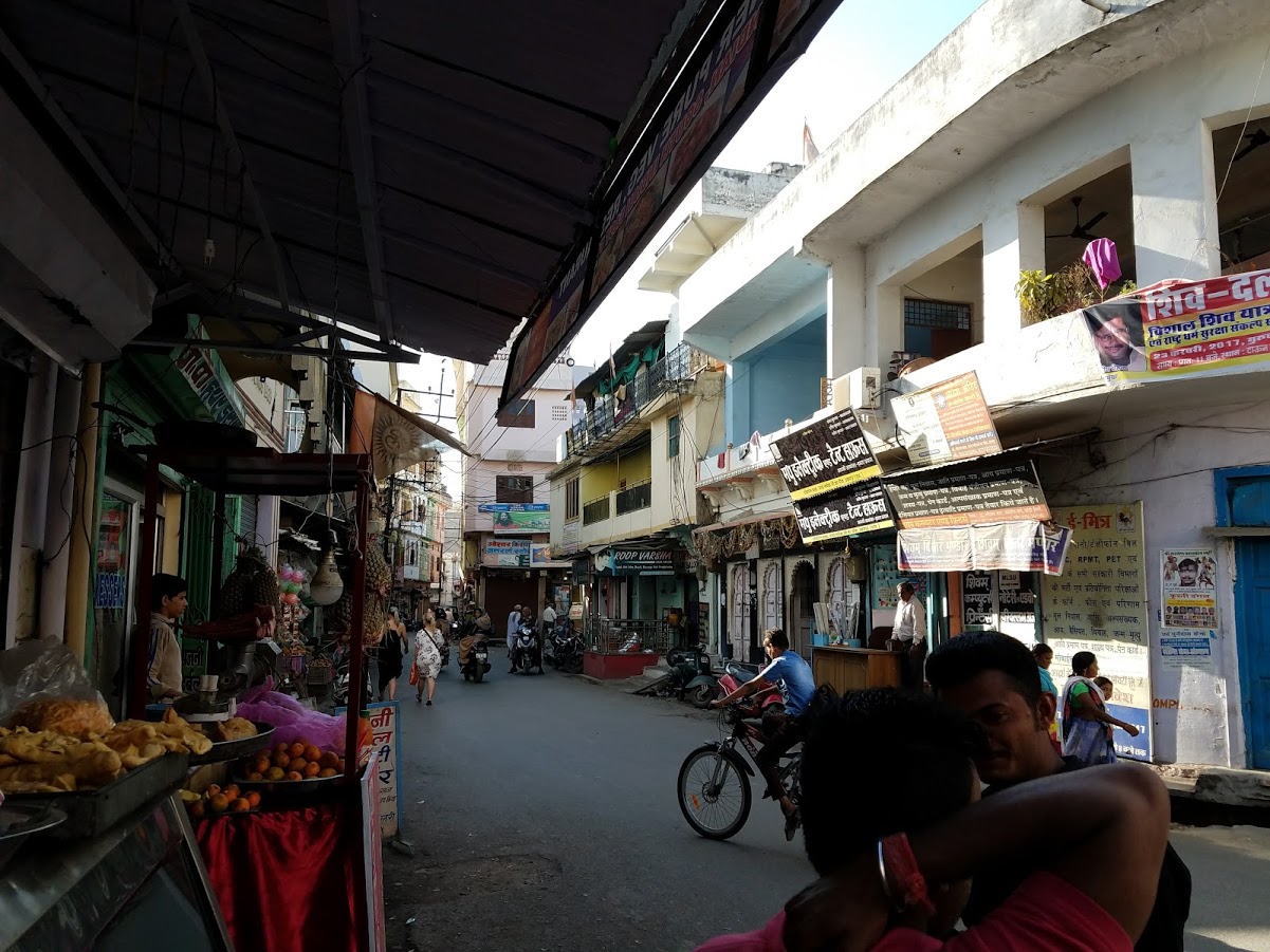 The narrow streets of Udaipur