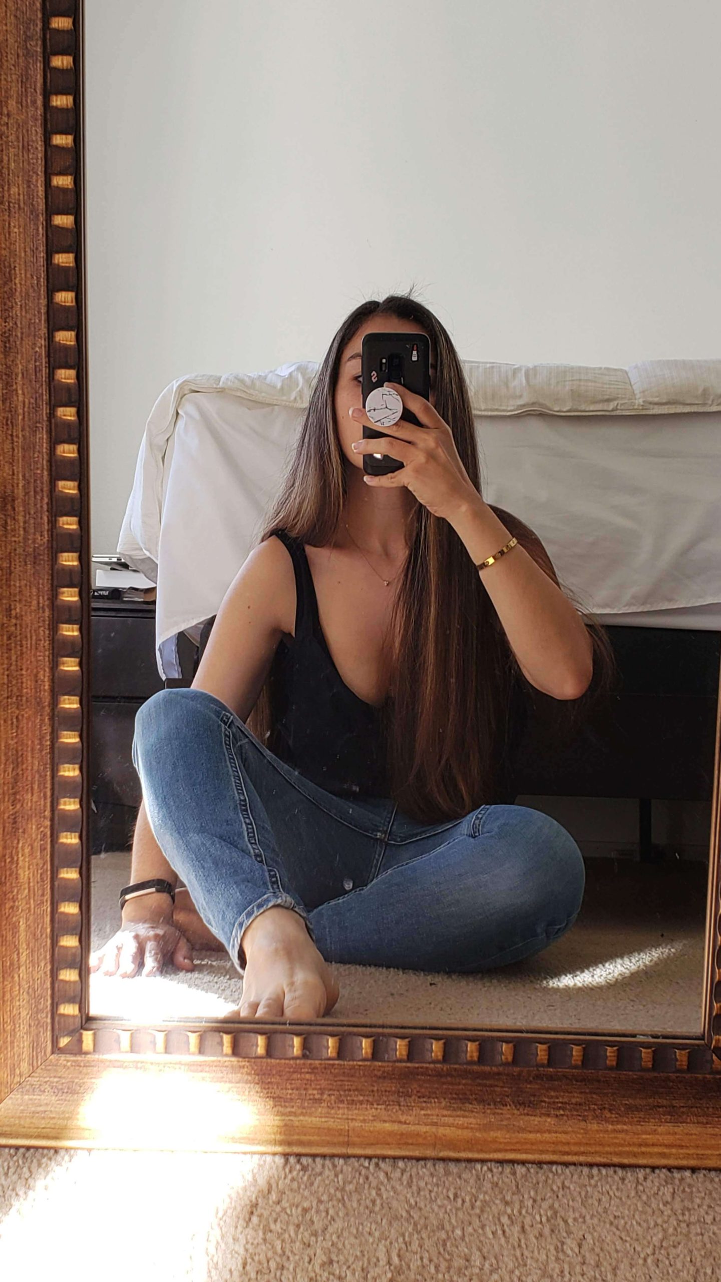 One of the thousands of unpublished mirror selfies on my phone | Sop the obsession with yourself
